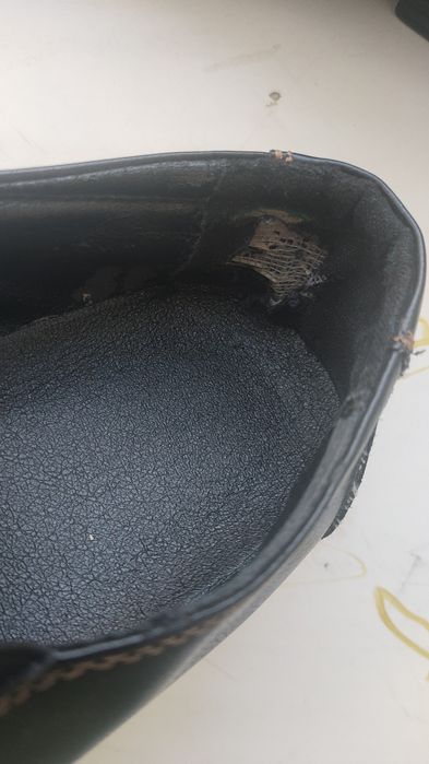 Отдам мужскую обувь