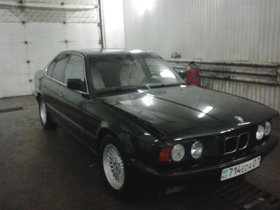 Бмв е34 м50 б20 .плита. 1990 год