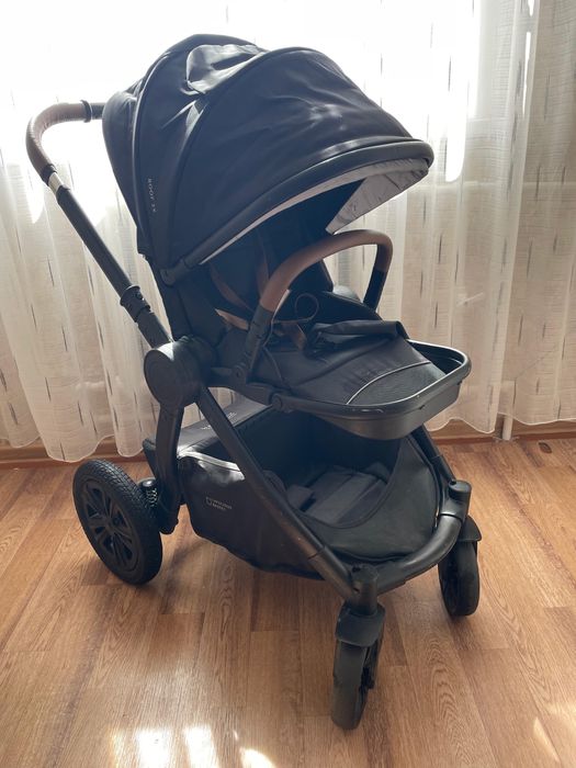 Продам коляску Happy Baby