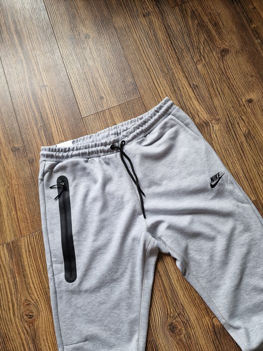 Страхотно мъжко спортно долнище размер S