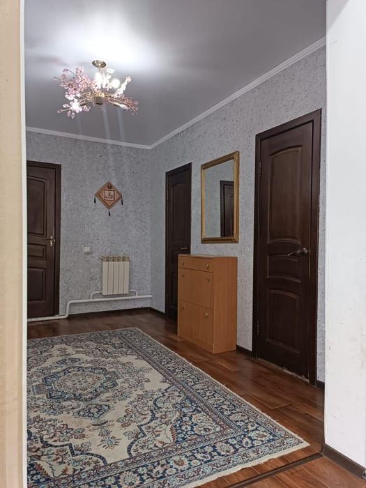 Продается дом 10 комнат 240 м