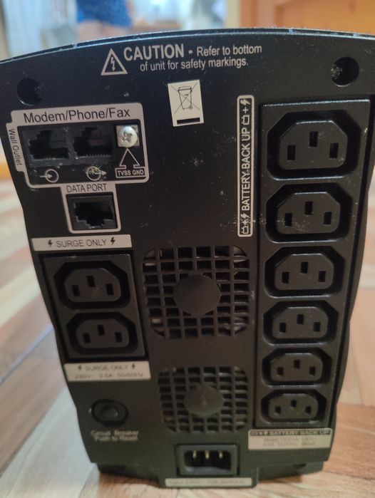 Back Ups Apc RS 1500
