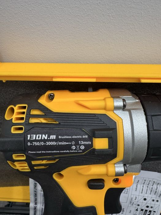 Шруповерты фирмы dewalt девольт