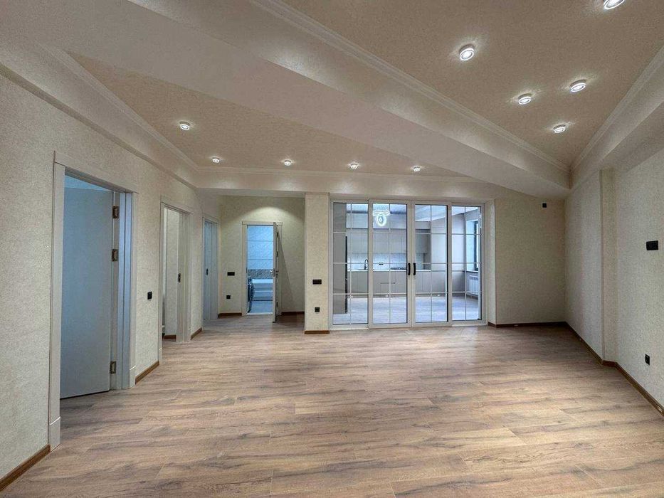 Новостройка на Бадамзаре 4/3/10 160 кв.м. с ремонтом=