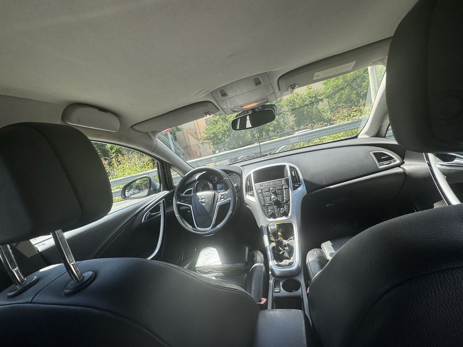 Opel Astra j 1.7d