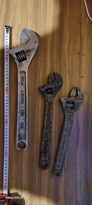 Продаю разводные  ключи