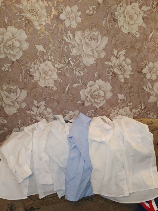 Продам рубашки на мальчика