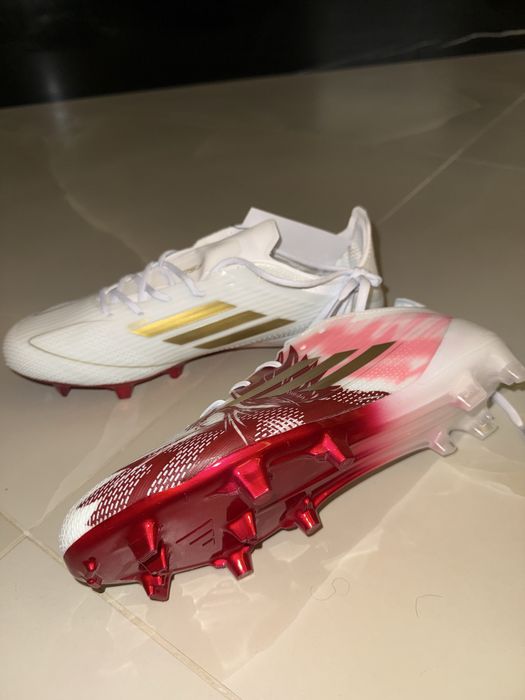 Футболни обувки Адидас F50