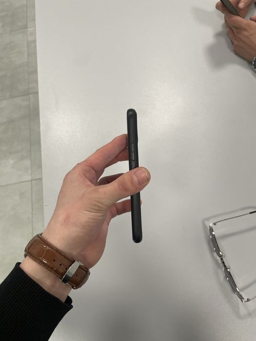 Айфон 11 про 64 гб