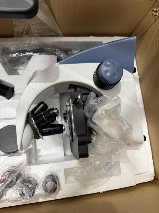 Микроскоп бинокулярный тринокуляр