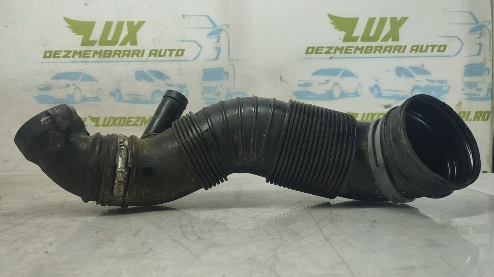 Furtun tub admisie aer 5n0129656 2.0 tdi CBA CFF CBB Audi Q3 8U [2011