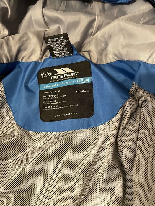 Geaca Trespass 134-140 cm water/wind proof.
