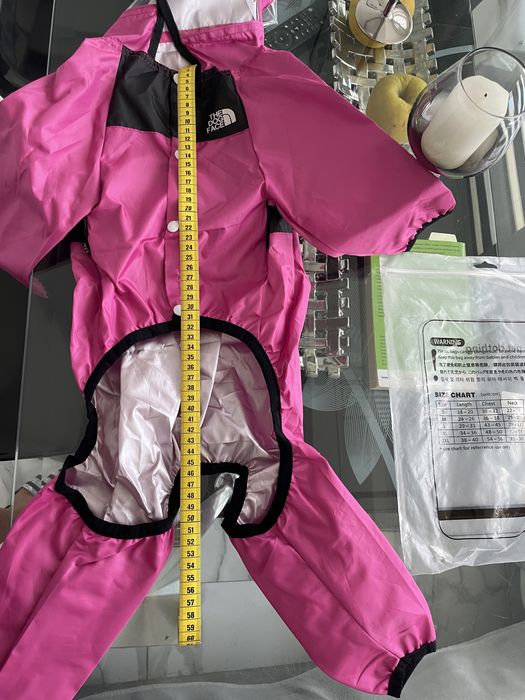 Нова дреха дъждобран за куче нагръдници, каишки