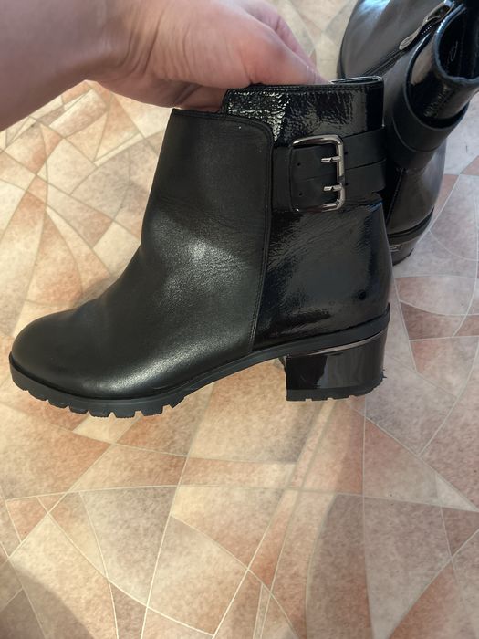 Продам ботинки весна-осень