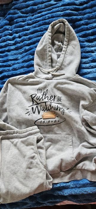 дамски спортен екип анцунг Friends лимитирана серия