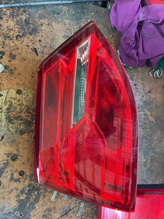 Stopuri spate VW Jetta 2011