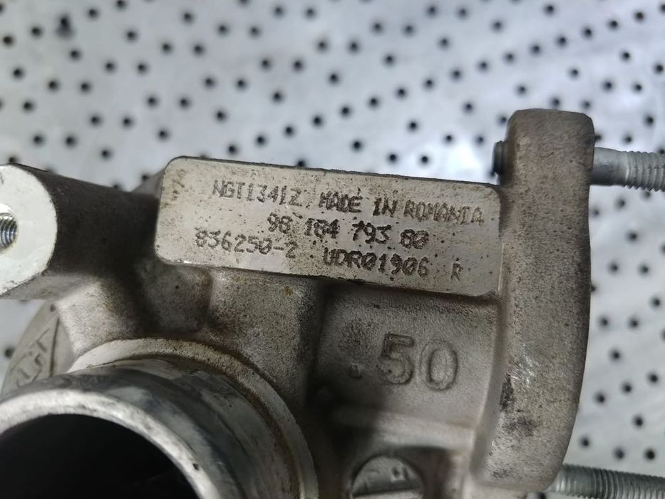 turbina 1.2 b hn01 peugeot 2008 9818479380 836250-2
