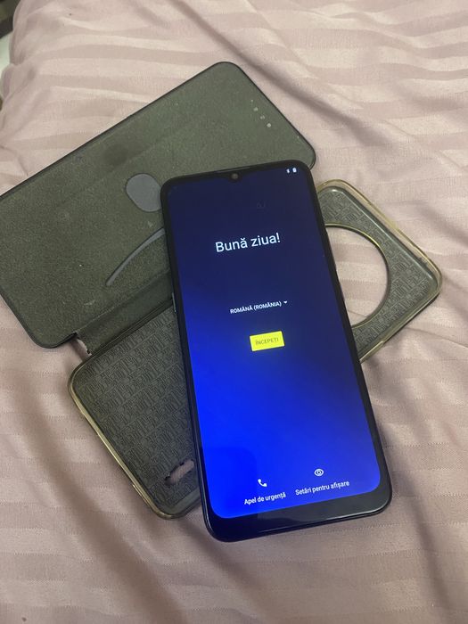 Motorola E(7) - Telefon bun pentru seniori , copii , etc