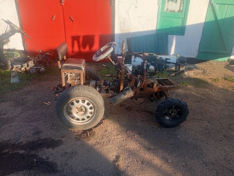 Продам минитрактор