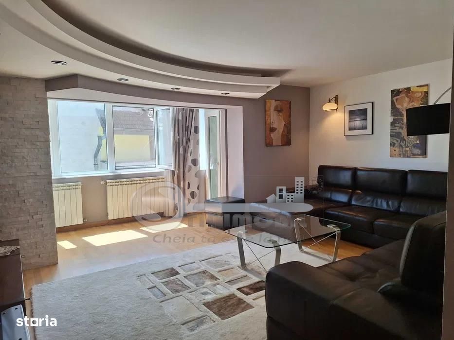Apartament 3 Camere Centru - 800 euro