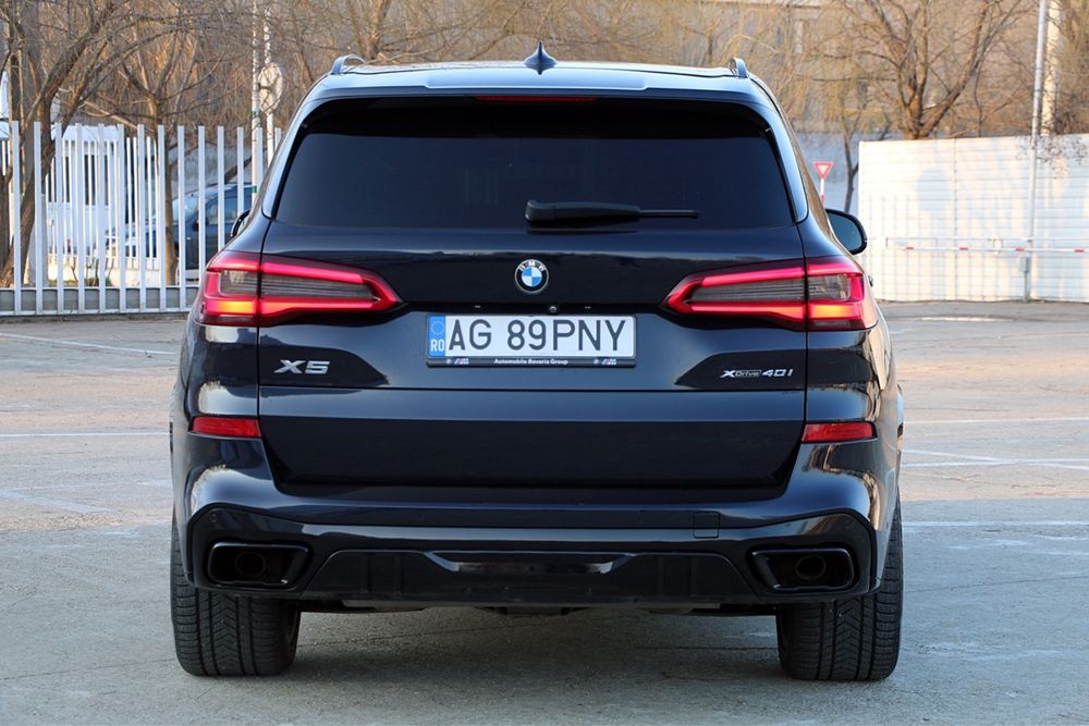 Vand / Schimb BMW X5 G05 4.0i / 169.000 Km / 7 locuri / Sky Lounge / Soft Close / Full