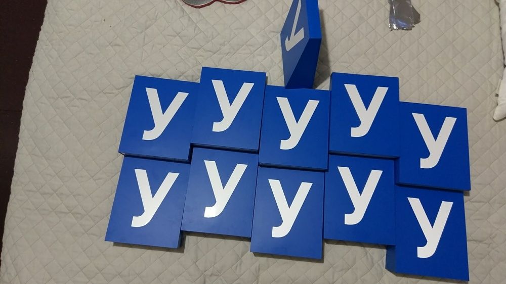 Магнитна табела за учебен автомобил