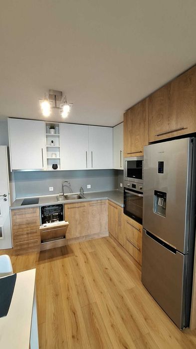 Дава се под наем Тристаен апартамент в София, Младост 3 - 67 кв.м за 747.66 € - Снимка #2