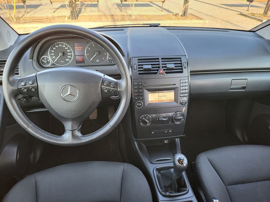 Mercedes - Benz A Class facelift, 2009, benzina, 143000 km