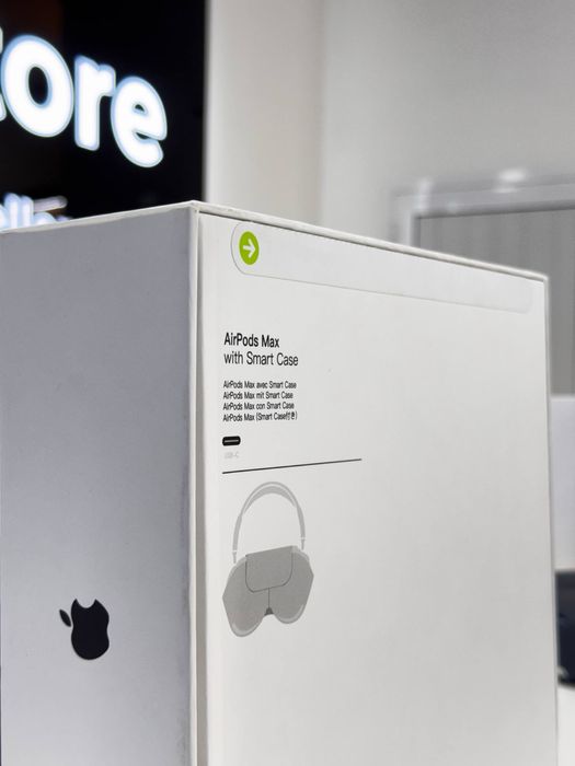 AirPods Max 2 (USB-C) • Black (Original)