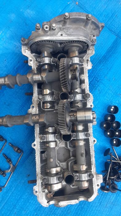 Головка 2UZ-FE Tayota 4.7