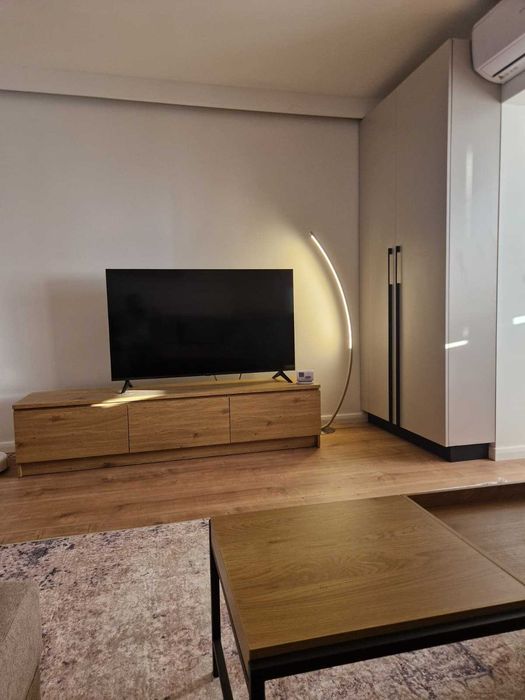 proprietar inchiriez Apartament 3 camere - renovat prima inchiriere - zona Faleza Nord, Santa Maria Bay
