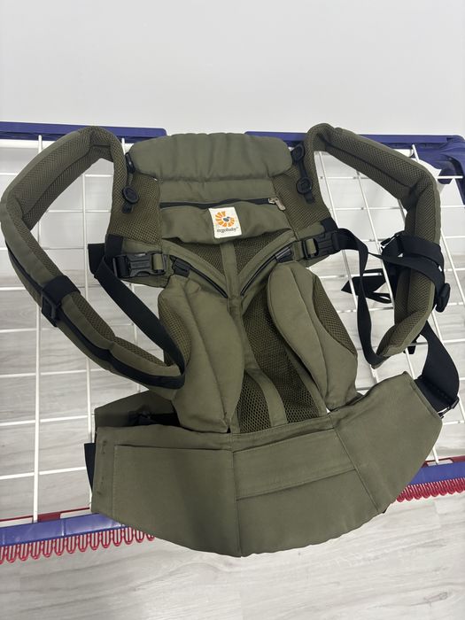 Marsupiu ergobaby omni 360