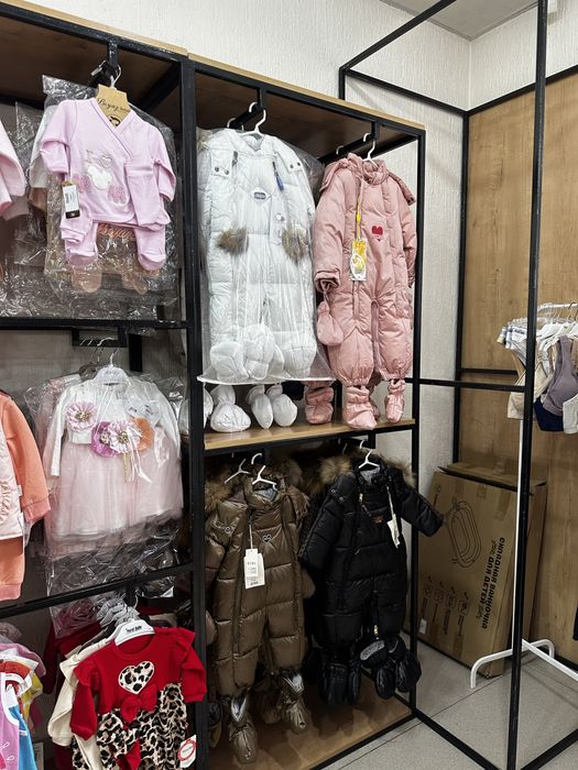 Продам срочно шкафы, рейлы, полки