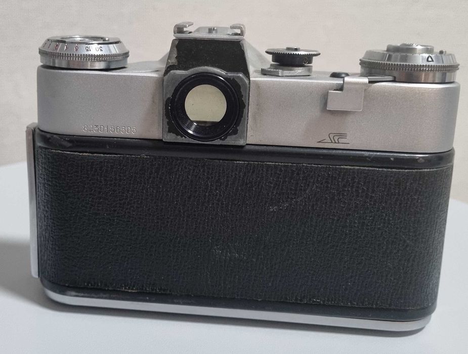 Фотоаппарат Зенит-Е и Вилия Авто