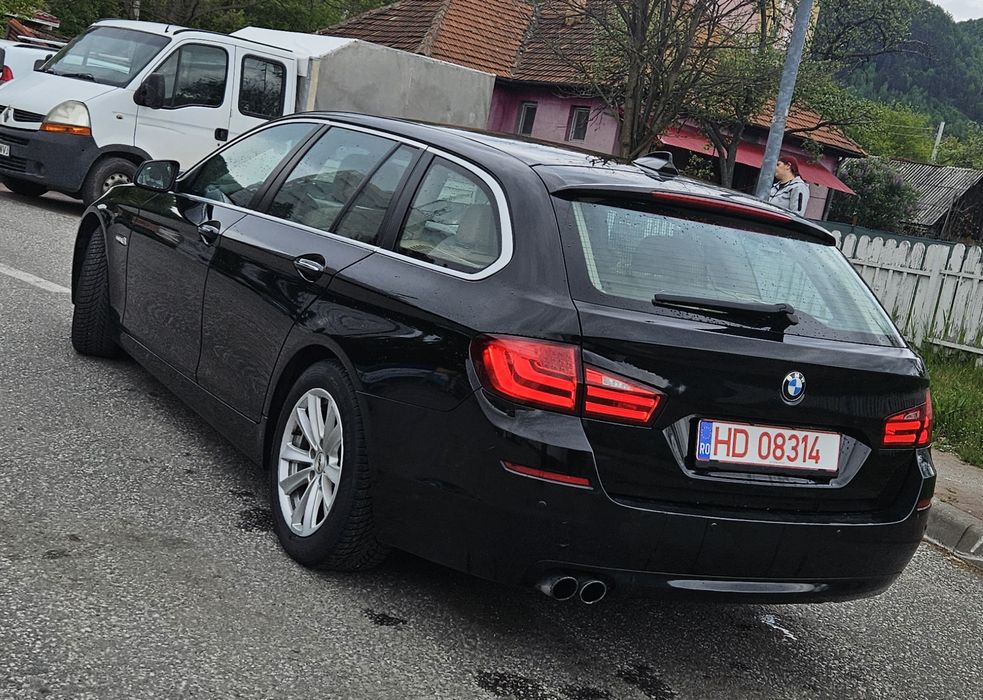 BMW 520d F11 2011