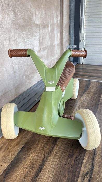 Kart cu pedale GO 2 Retro Verde