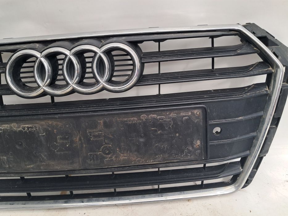 Грил решетка Audi A4 B9