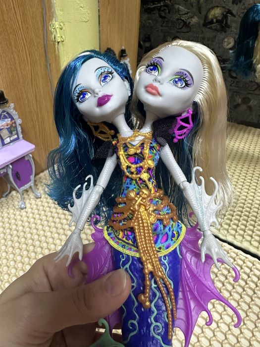 Продам куклу  монстр  хай!