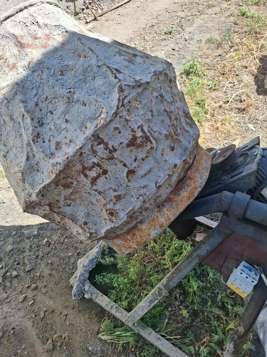 Бетонамешалка на 220v