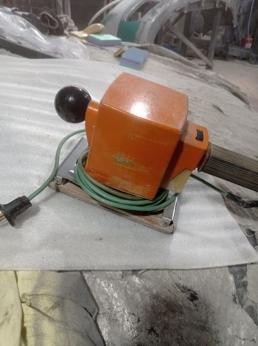 Продаю шлиф машинку