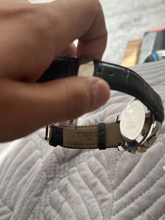 Часы Tissot 1853