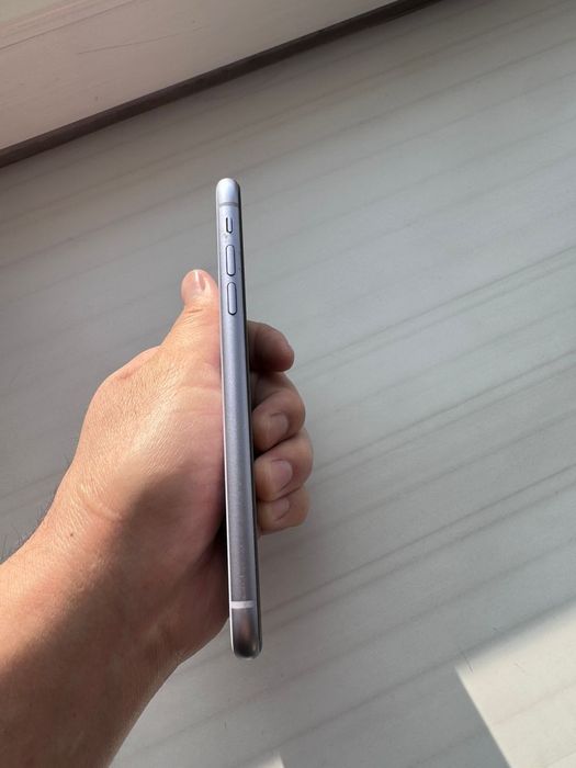 Продам айфон 11 128гб