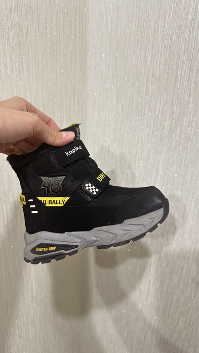 Детские зимние ботинки