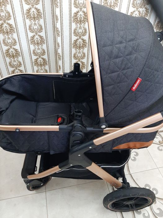 Продам коляску б/у