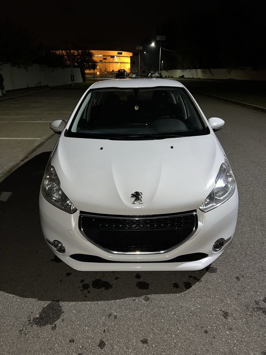 PEUGEOT 208 2014 — imagine 1
