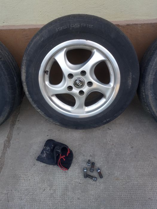 Jante Artec turbo twist pe 15