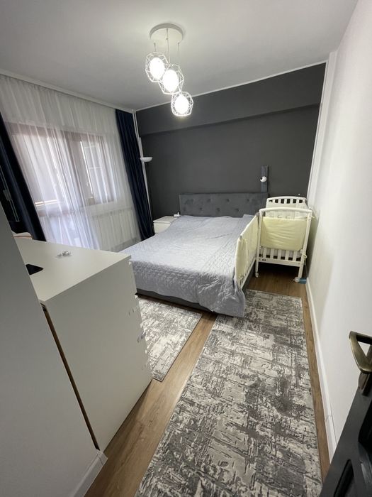 Apartament 3 camere, decomandat