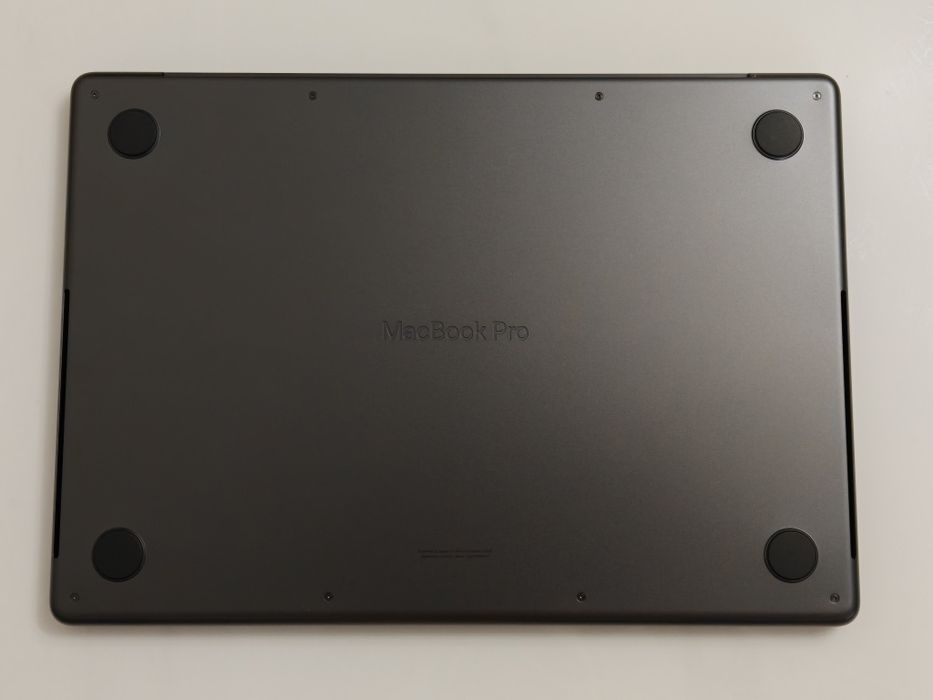 MacBook Pro 14 M3PRO 18/1TB 10 циклов