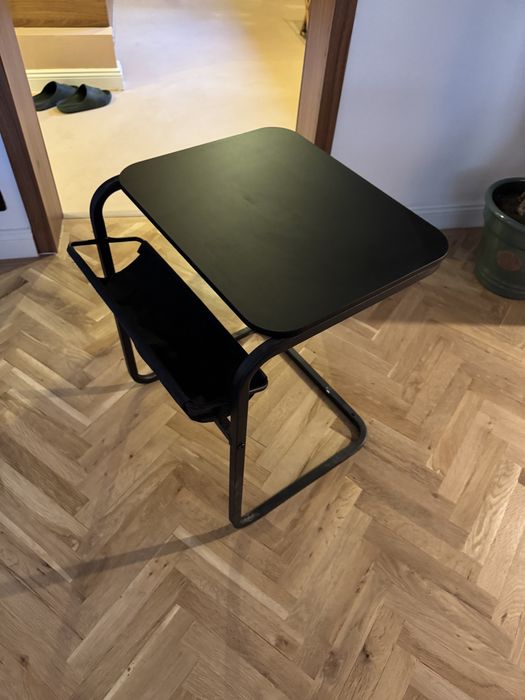 Masuta ikea neagra plusa masa jysk visinie