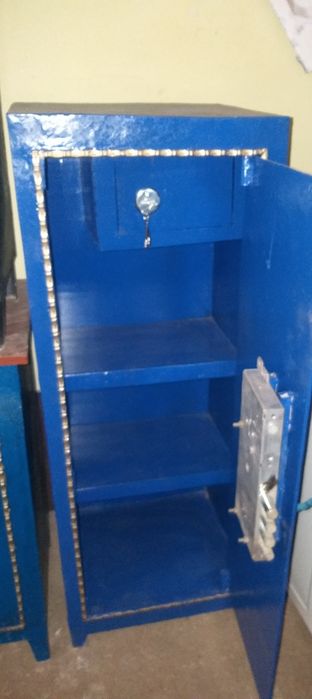 SEYF temirdan yasalgan